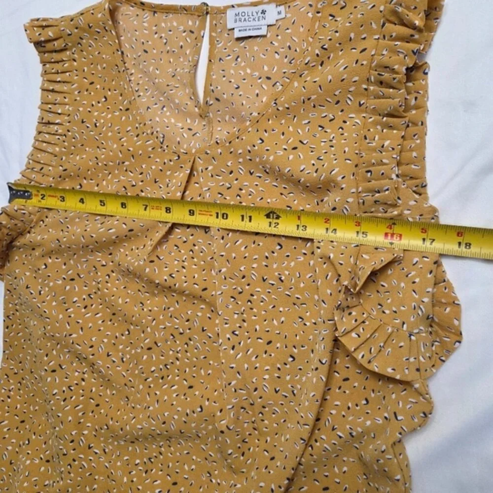 Molly Bracken Ruffle Flutter Sleeve Blouse Top Yellow M - Picture 9 of 11
